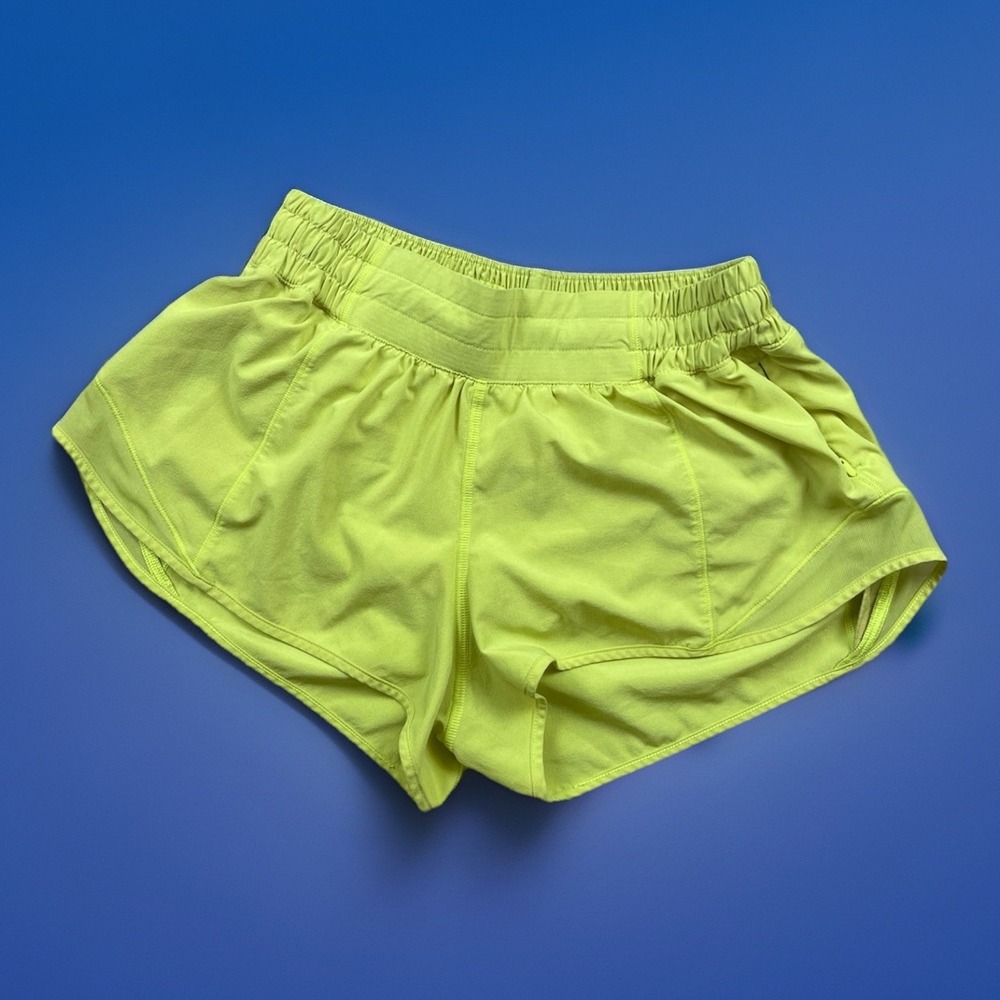 Lululemon Shorts Womens 6 Neon Booty Athletic Workout Yoga Running Zipped Pocket